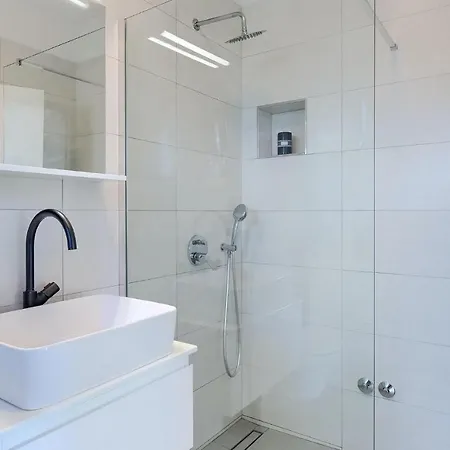 Holiday home 4 Bedroomstunning In Pula