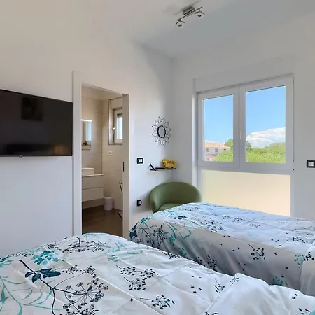4 Bedroomstunning In *